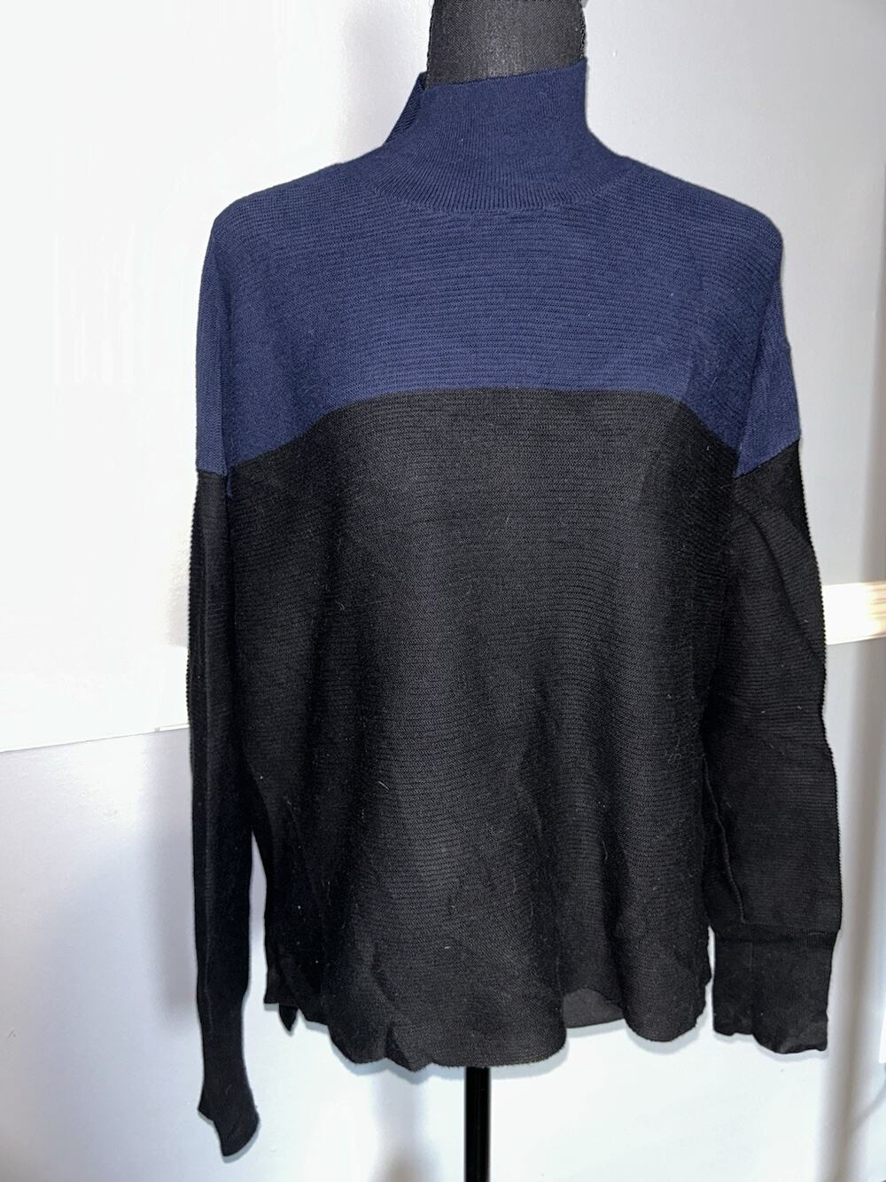 Victoria Secret Large Navy and Black Sweater Long Sleeve